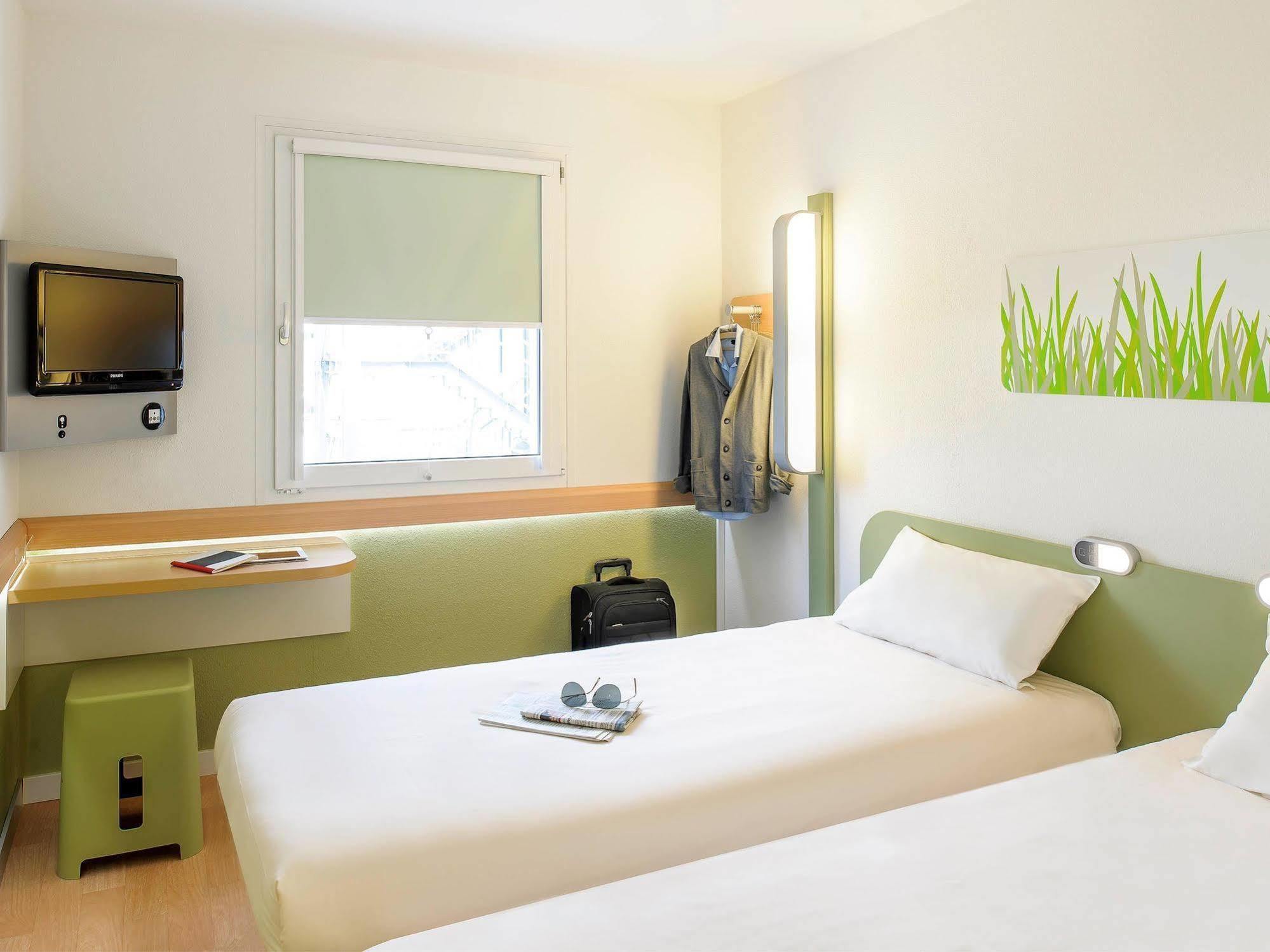 Hotel First