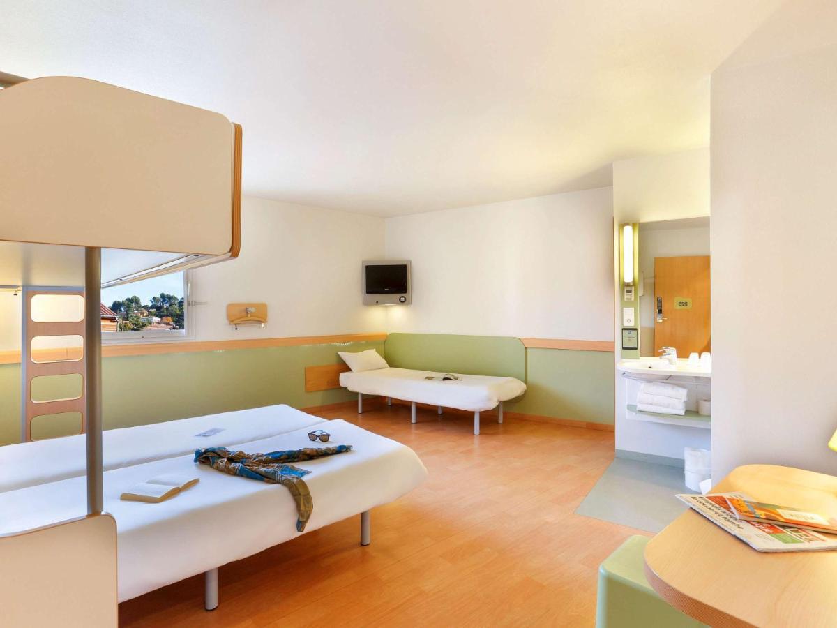 Hotel First Apt